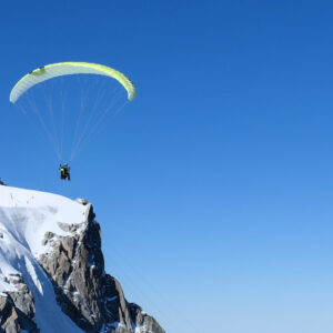 Tandem flight from L'Aiguille du midi